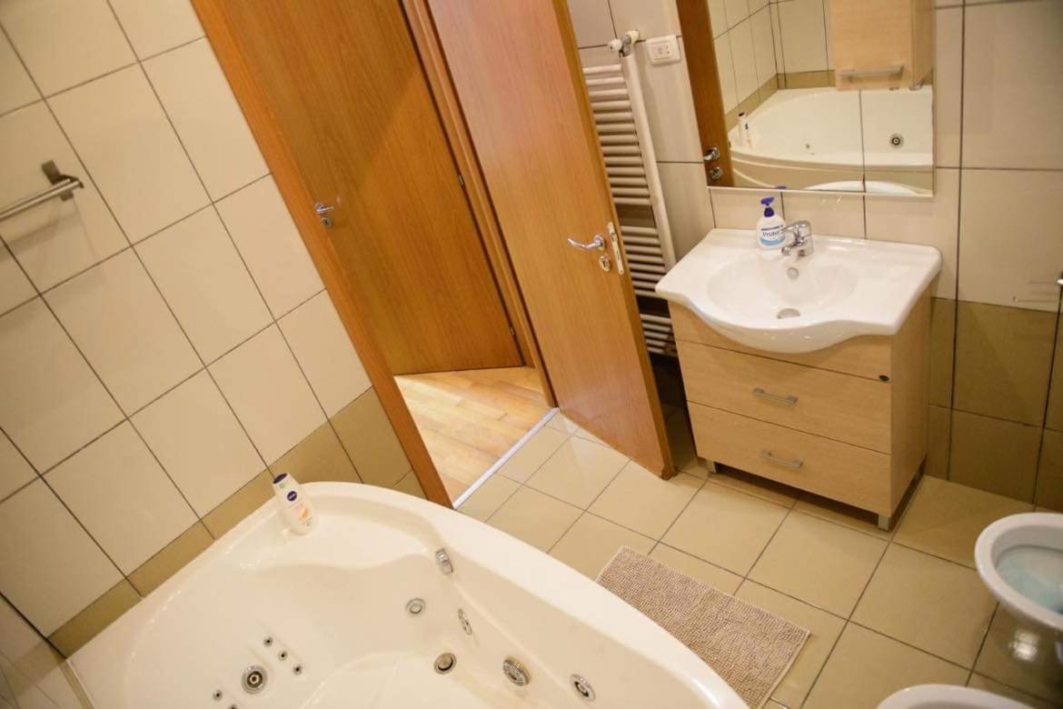 Sadara Sea Breeze Apartamento Năvodari Exterior foto